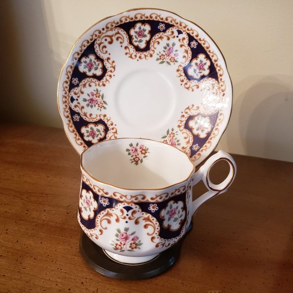 Vintage Rosina Fine Bone China Cups & Saucers lot of 3 EUC - Picture 10 of 12